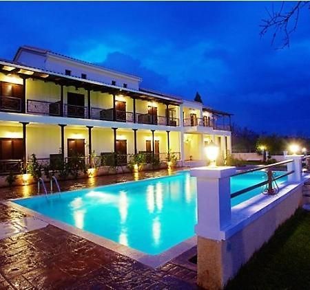 Guesthouse Michobeis Kamarina Экстерьер фото